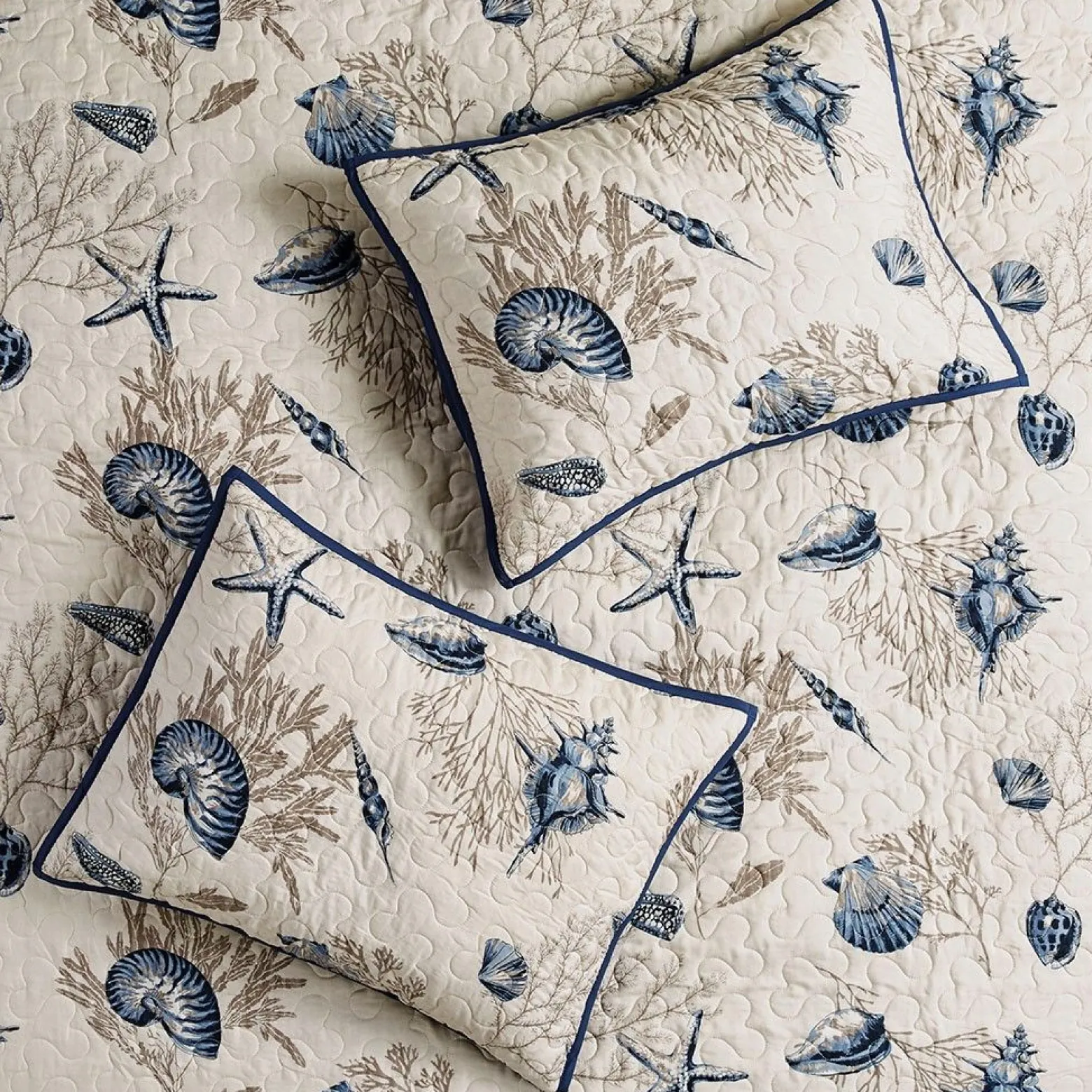 Bayside 6-Piece Reversible Coverlet Set - Full/Queen