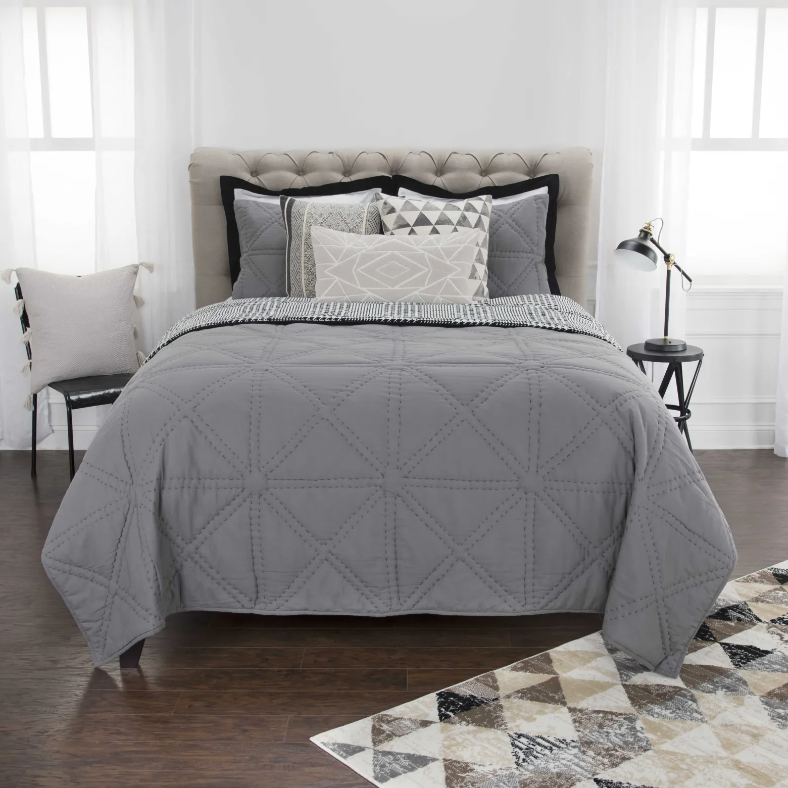 Sims Grey Quilt Set - Full/Queen